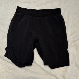 Lululemon size large black mens workout shorts